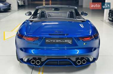 Кабриолет Jaguar F-Type 2020 в 