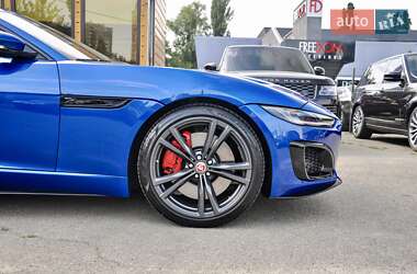Кабриолет Jaguar F-Type 2020 в 