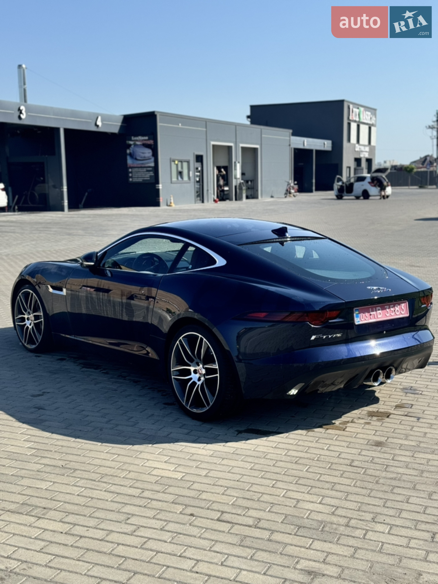 2018 Jaguar F-Type - мініатюра 11