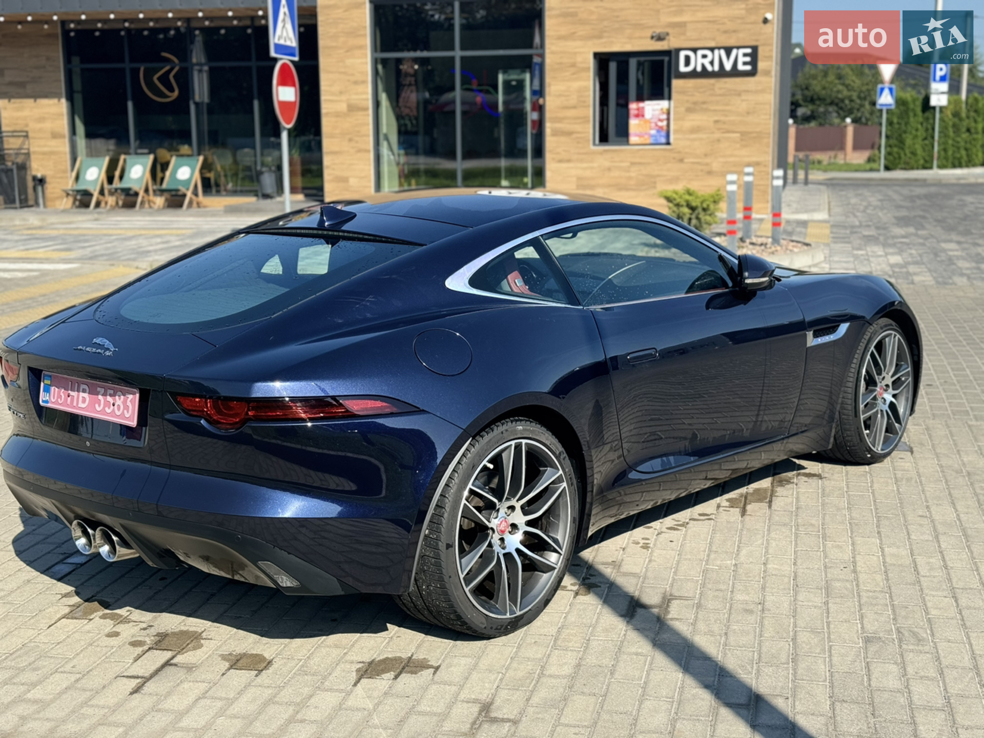 2018 Jaguar F-Type - мініатюра 23