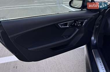 Купе Jaguar F-Type 2015 в 