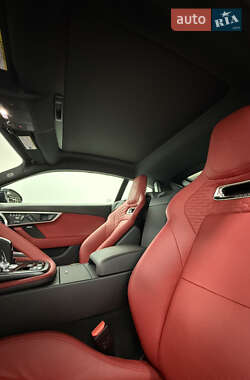 Купе Jaguar F-Type 2022 в 