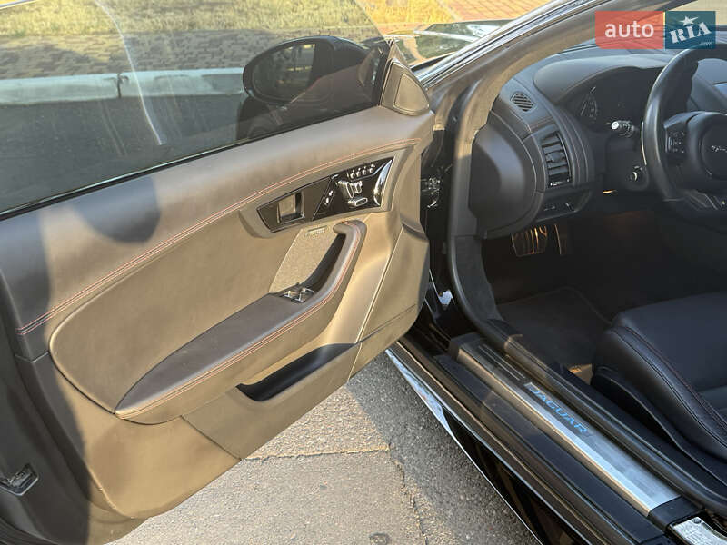 Купе Jaguar F-Type 2017 в Одесі фото 15 Купе Jaguar F-Type 2017 в Одесі