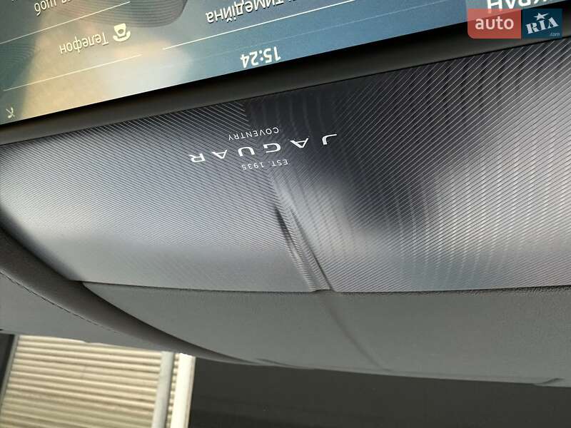 Купе Jaguar F-Type 2023 в Киеве фото 51 Купе Jaguar F-Type 2023 в Киеве