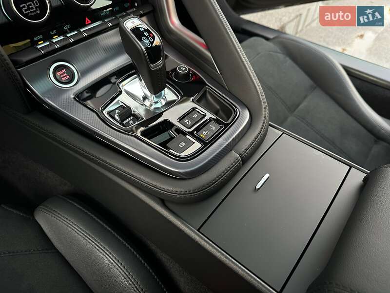 Купе Jaguar F-Type 2023 в Киеве фото 57 Купе Jaguar F-Type 2023 в Киеве