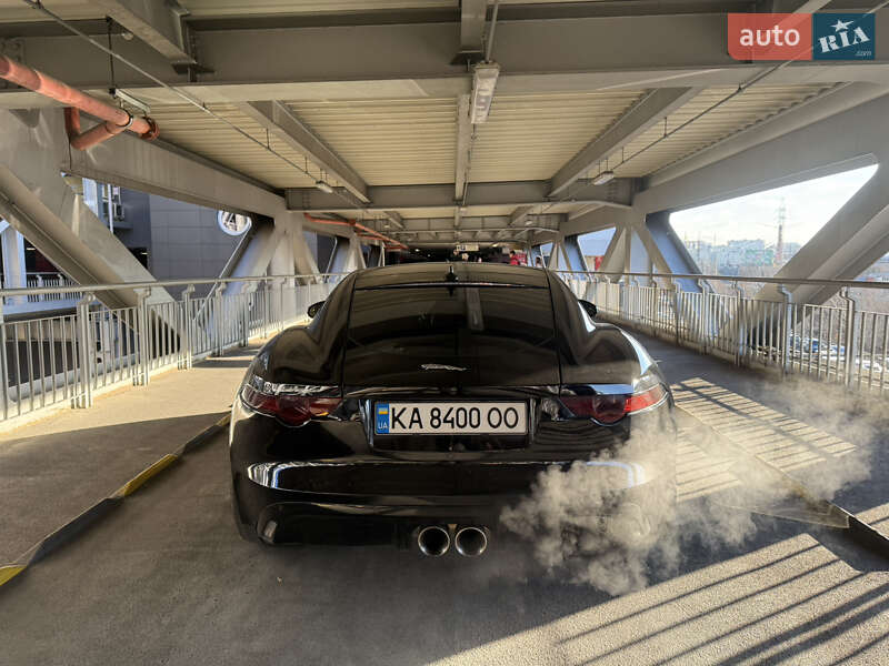 Купе Jaguar F-Type 2015 в Киеве
