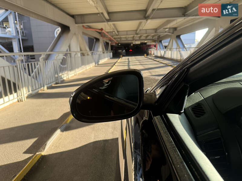 Купе Jaguar F-Type 2015 в Киеве