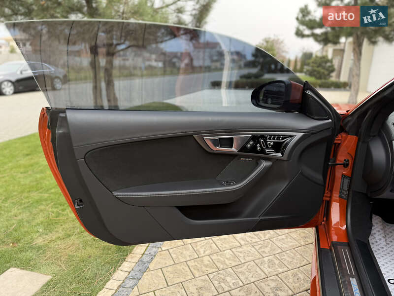 Купе Jaguar F-Type 2016 в Одесі