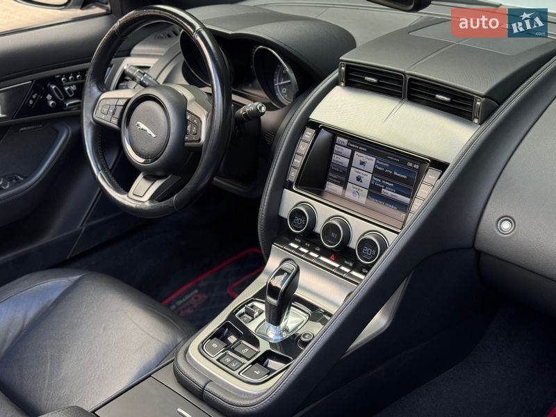 Родстер Jaguar F-Type 2013 в Киеве
