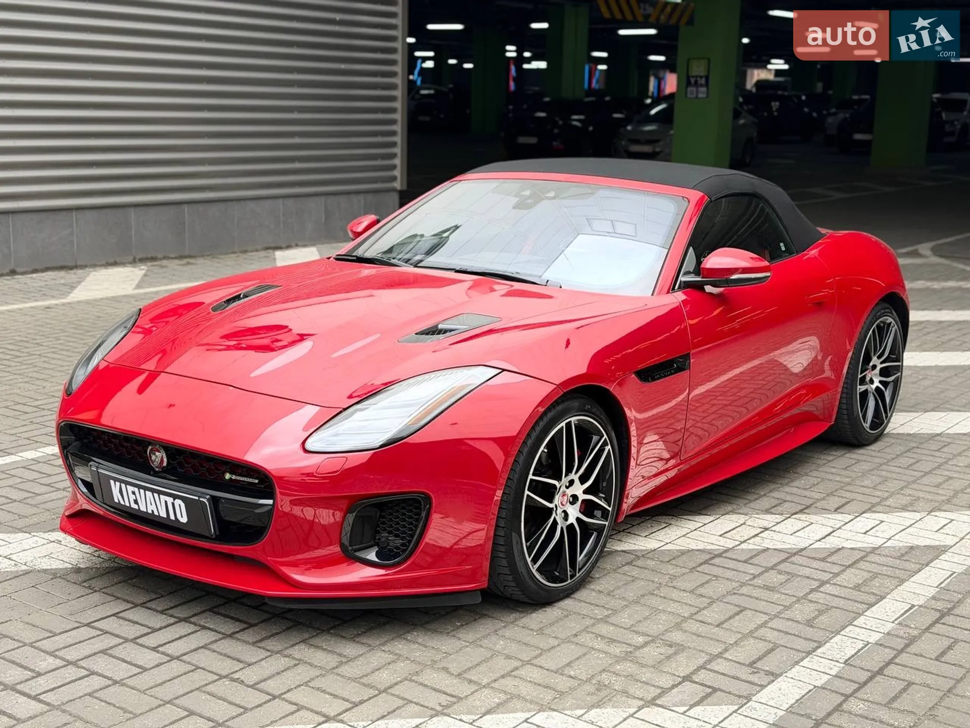 2019 Jaguar F-Type - мініатюра 4
