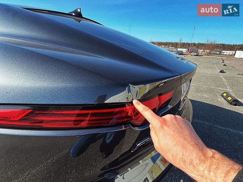 Купе Jaguar F-Type 2019 в Киеве