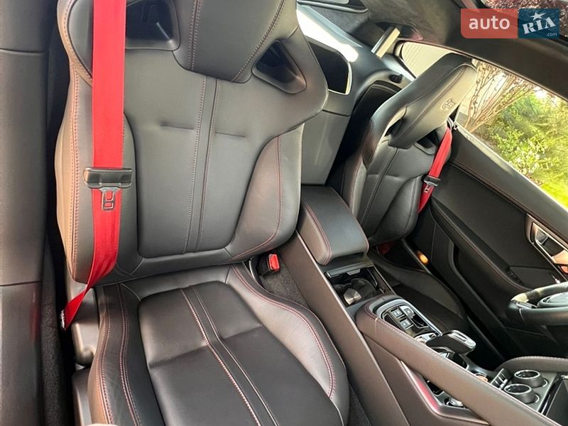 Купе Jaguar F-Type 2016 в Днепре