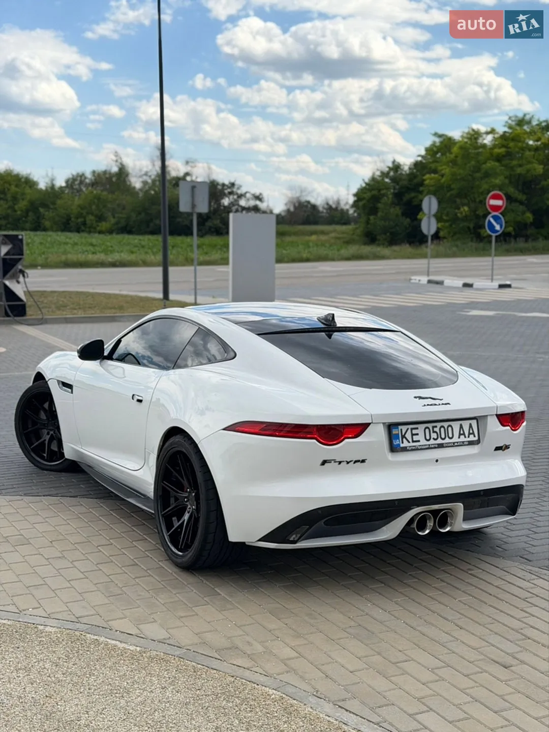 2016 Jaguar F-Type - мініатюра 6