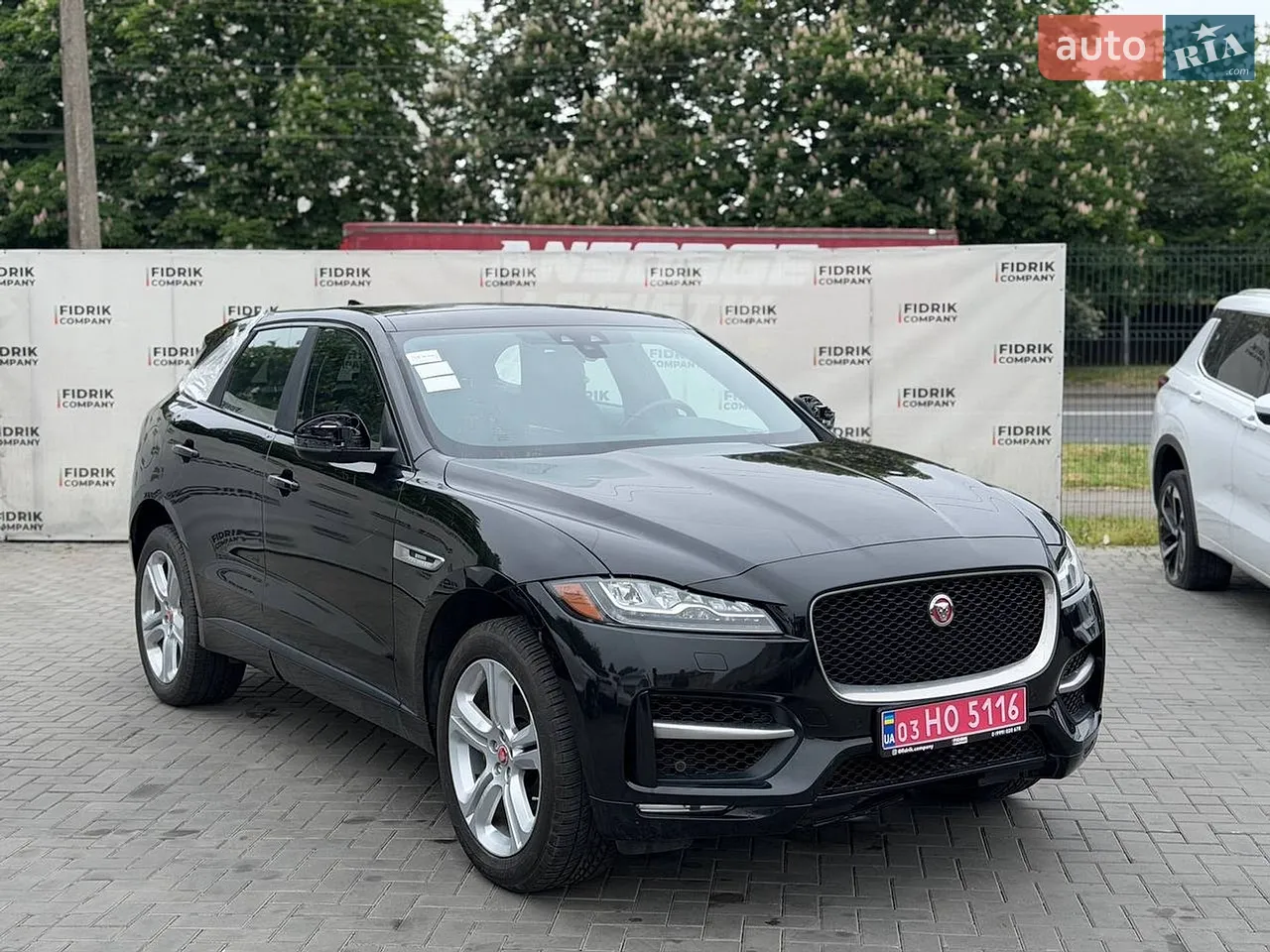 2016 Jaguar F-Pace - мініатюра 39