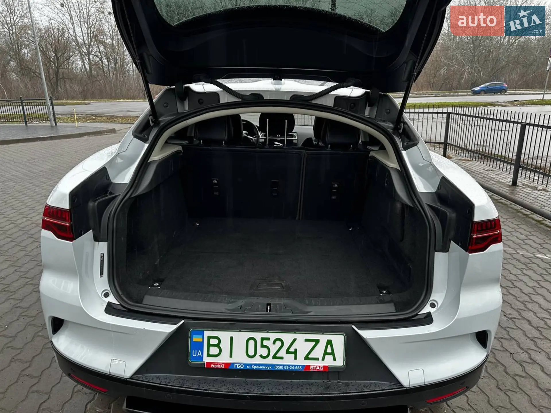 2019 Jaguar I-Pace - мініатюра 13