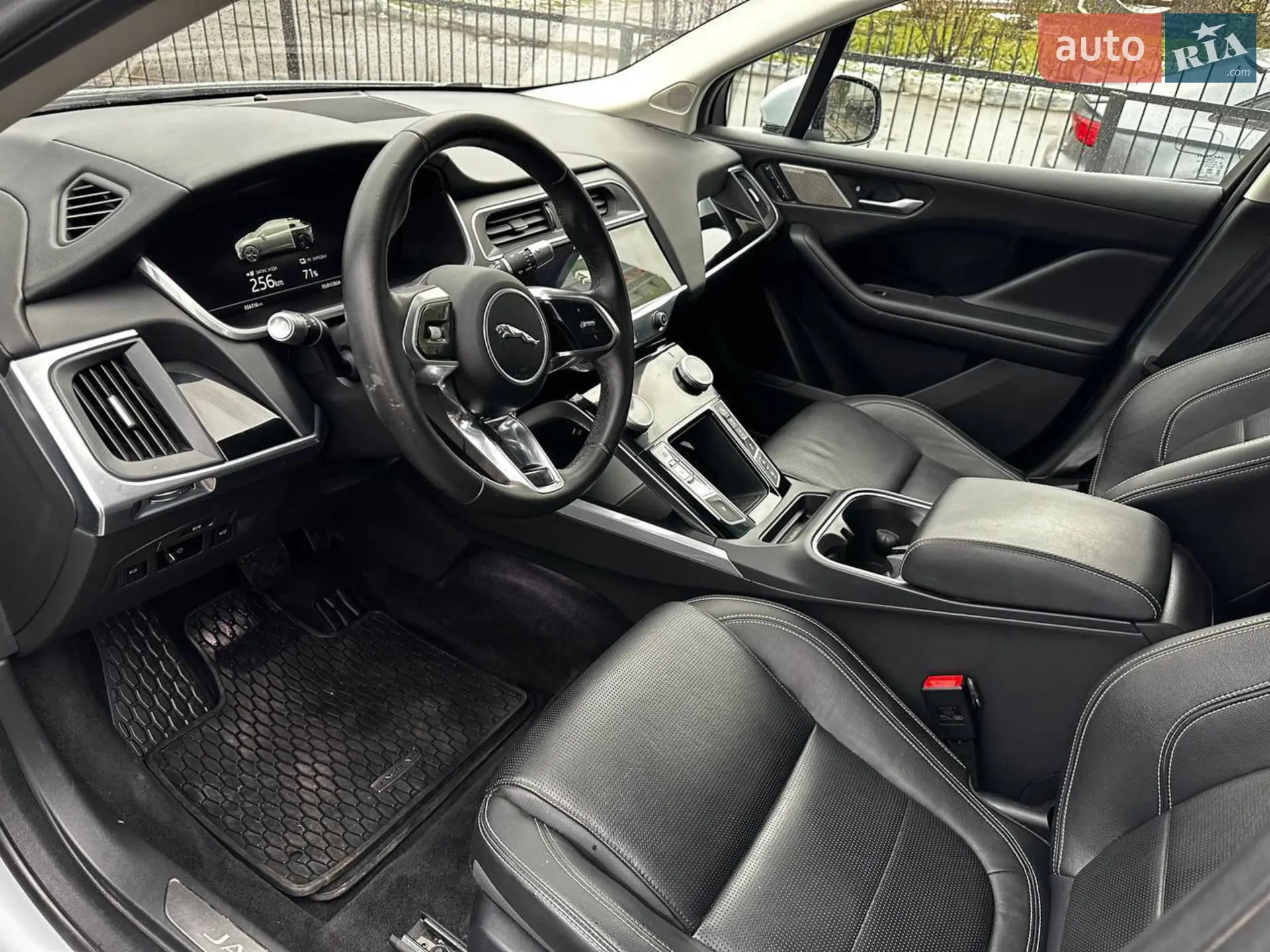 2019 Jaguar I-Pace - мініатюра 21