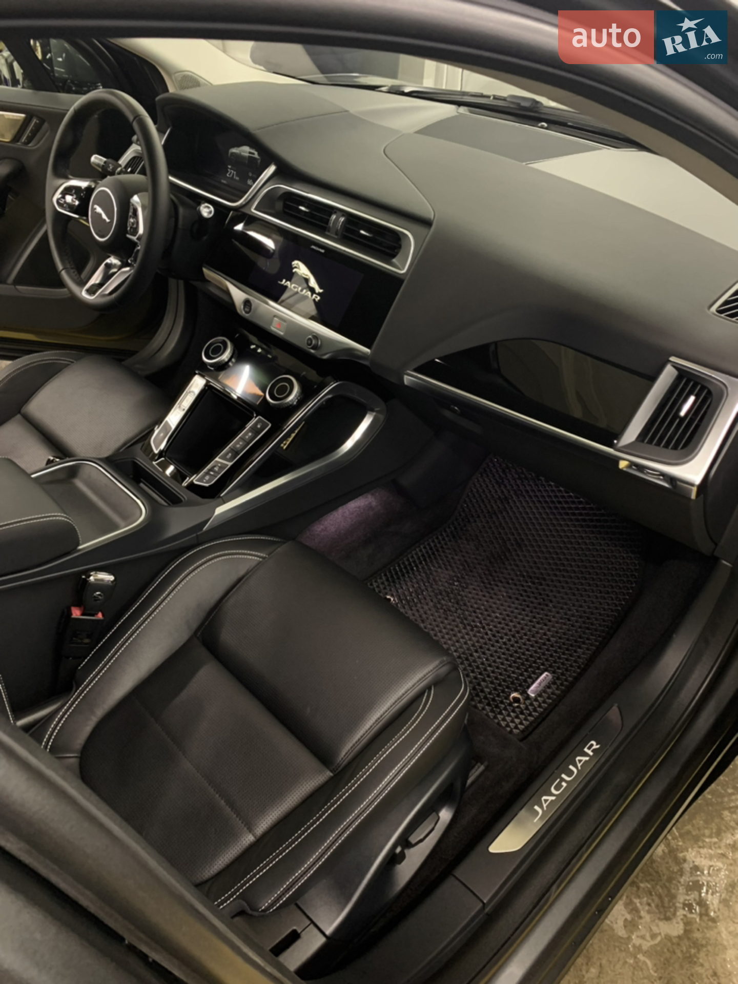 2019 Jaguar I-Pace - мініатюра 32