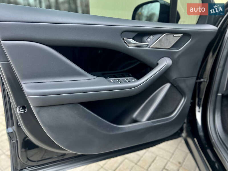 Позашляховик / Кросовер Jaguar I-Pace 2022 в Дніпрі