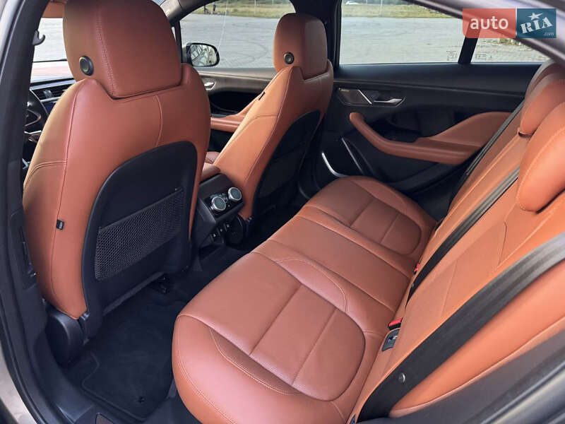 Позашляховик / Кросовер Jaguar I-Pace 2018 в Тернополі