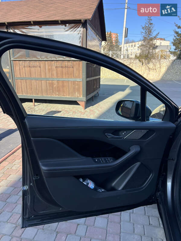 Внедорожник / Кроссовер Jaguar I-Pace 2018 в Тернополе