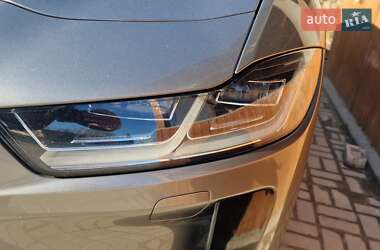 Внедорожник / Кроссовер Jaguar I-Pace 2018 в 