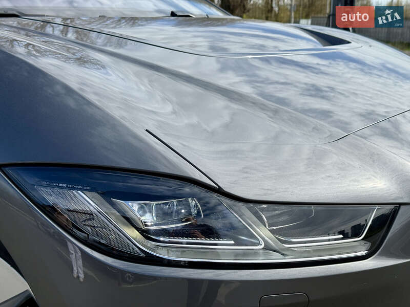 Внедорожник / Кроссовер Jaguar I-Pace 2018 в Киеве фото 15 Внедорожник / Кроссовер Jaguar I-Pace 2018 в Киеве