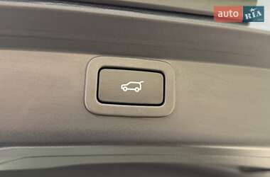 Позашляховик / Кросовер Jaguar I-Pace 2021 в 