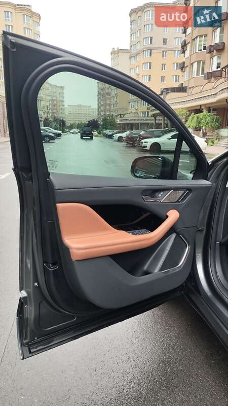 Внедорожник / Кроссовер Jaguar I-Pace 2019 в Киеве