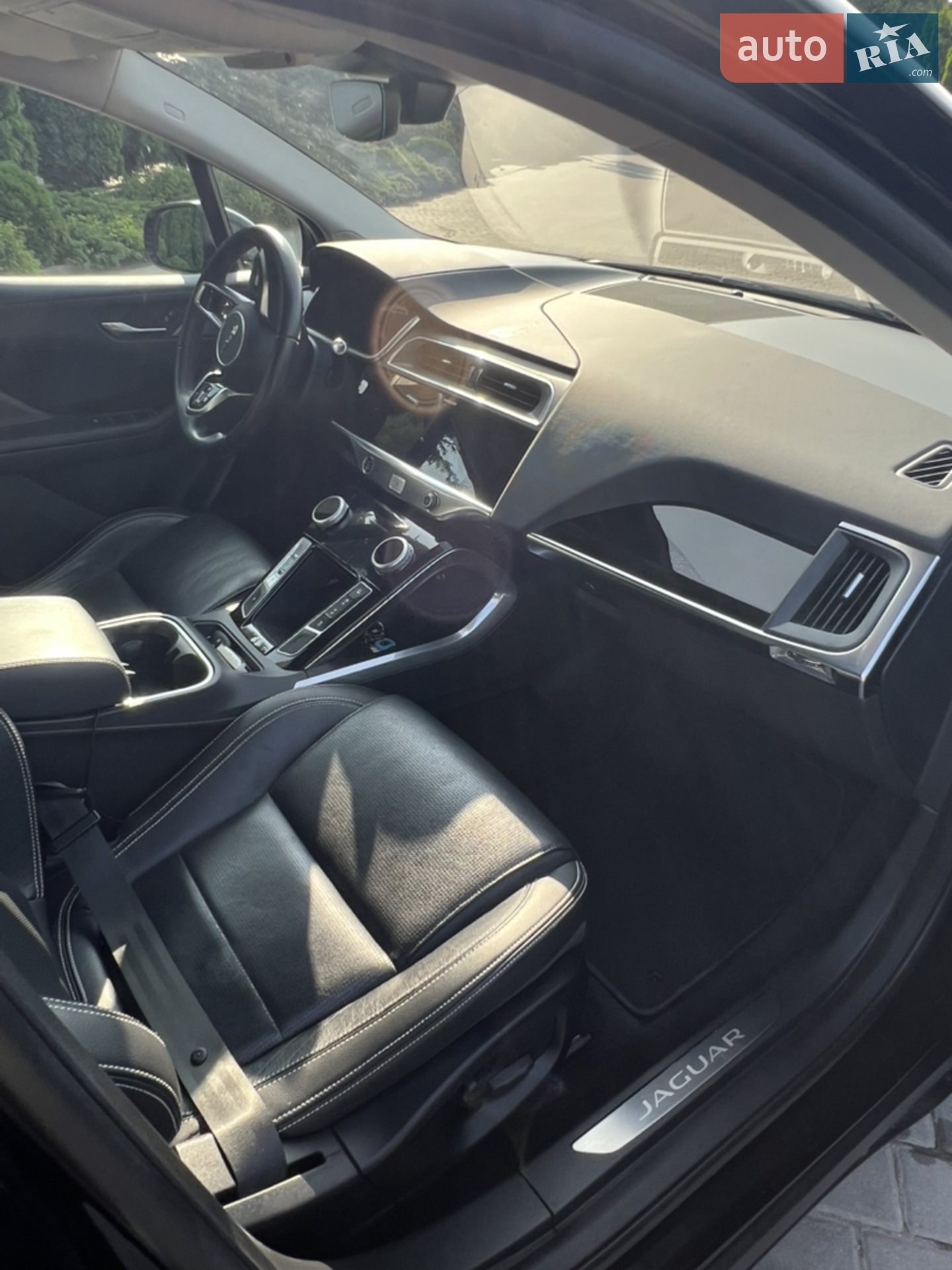 2019 Jaguar I-Pace - мініатюра 11
