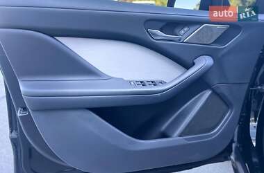 Внедорожник / Кроссовер Jaguar I-Pace 2018 в 
