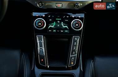 Внедорожник / Кроссовер Jaguar I-Pace 2018 в 