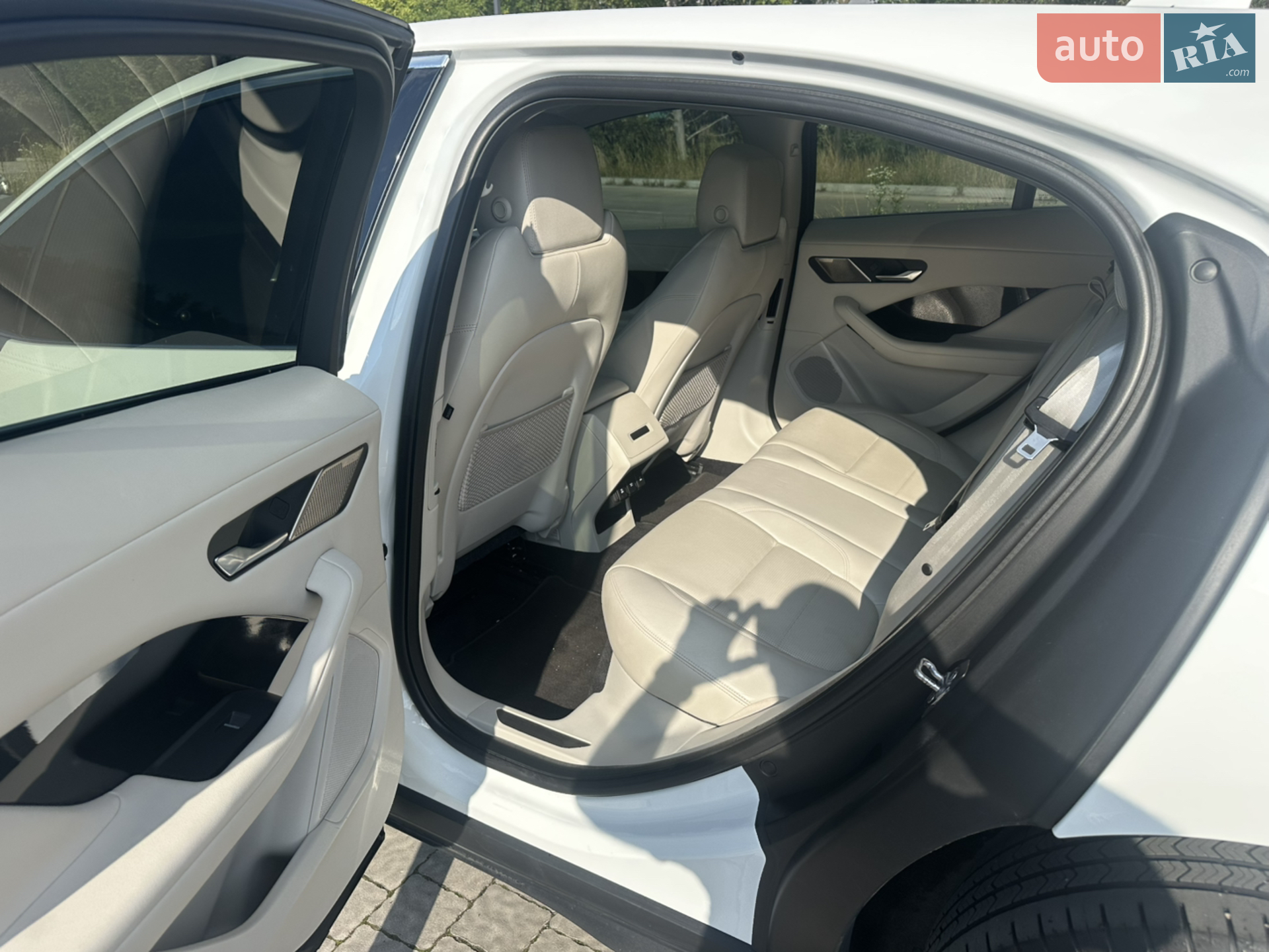 2019 Jaguar I-Pace - мініатюра 9