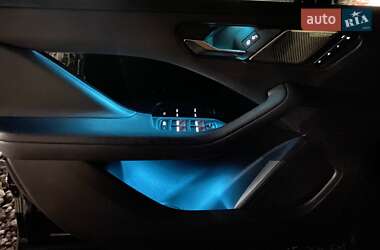 Внедорожник / Кроссовер Jaguar I-Pace 2019 в 