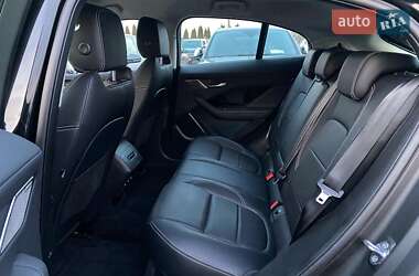 Позашляховик / Кросовер Jaguar I-Pace 2019 в 