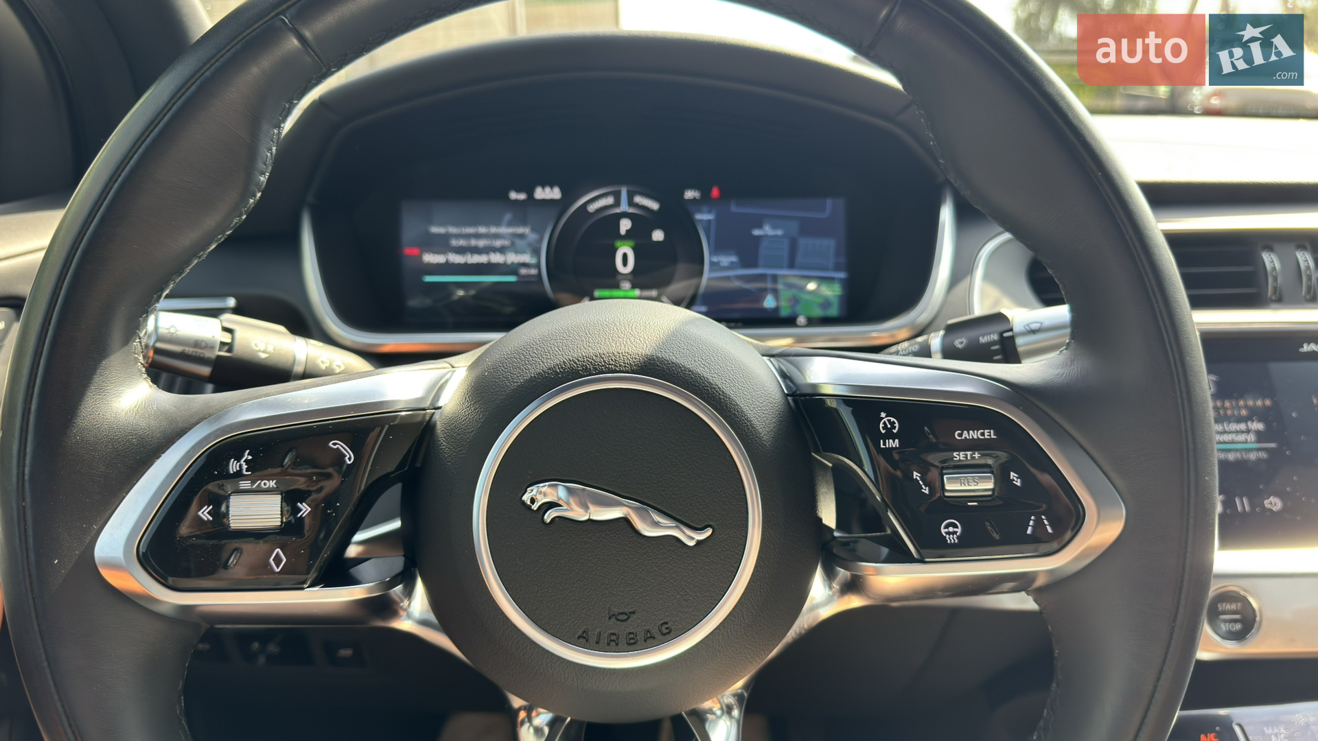 2022 Jaguar I-Pace - мініатюра 30