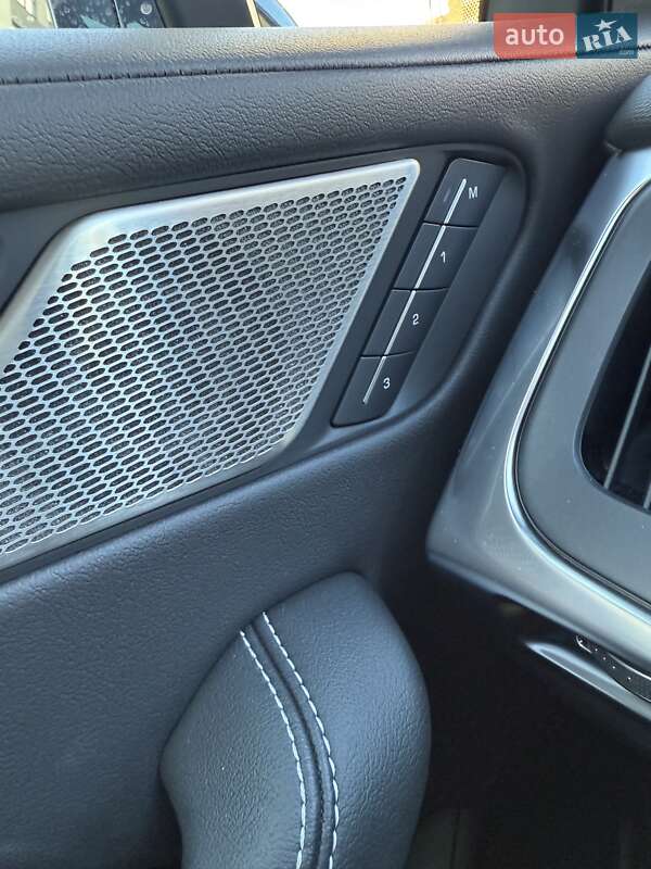 Внедорожник / Кроссовер Jaguar I-Pace 2023 в Киеве фото 69 Внедорожник / Кроссовер Jaguar I-Pace 2023 в Киеве