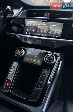 Позашляховик / Кросовер Jaguar I-Pace 2020 в 