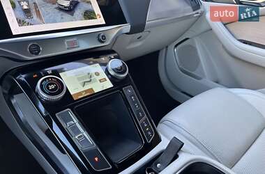 Позашляховик / Кросовер Jaguar I-Pace 2021 в 