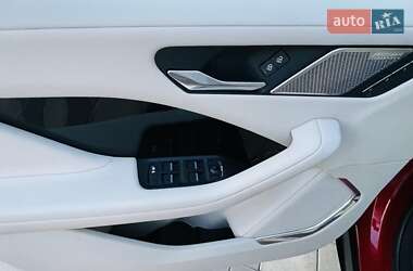 Позашляховик / Кросовер Jaguar I-Pace 2021 в 