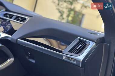 Позашляховик / Кросовер Jaguar I-Pace 2019 в 