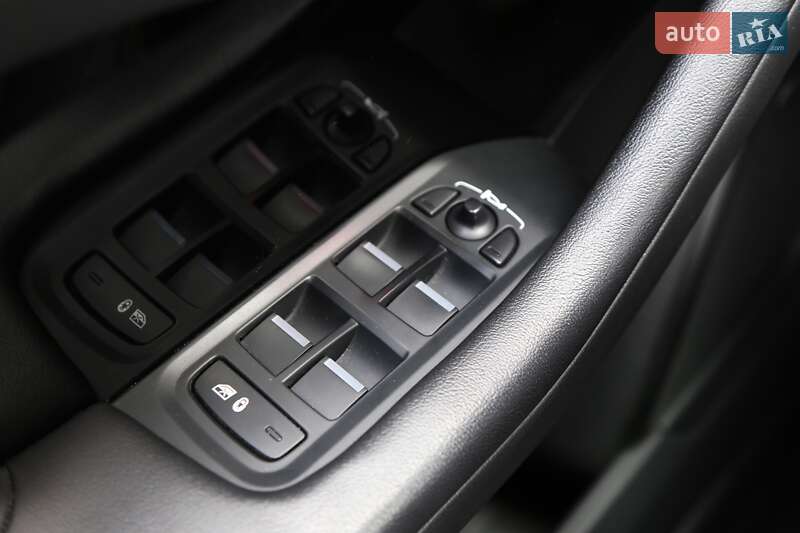 Внедорожник / Кроссовер Jaguar I-Pace 2019 в Киеве