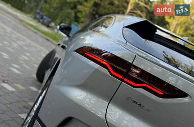 Позашляховик / Кросовер Jaguar I-Pace 2019 в 