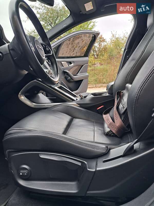 Позашляховик / Кросовер Jaguar I-Pace 2019 в Рівному