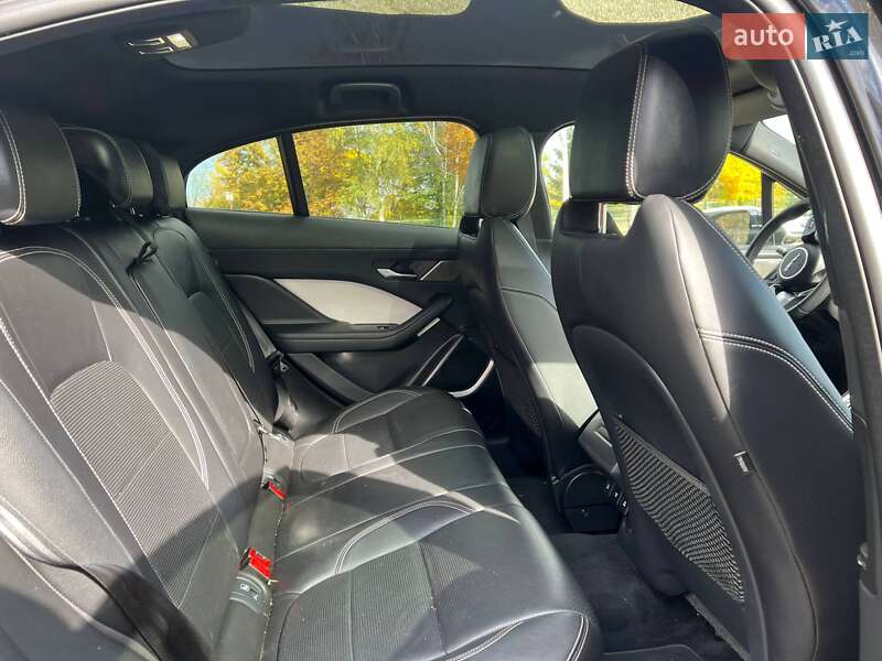 Позашляховик / Кросовер Jaguar I-Pace 2019 в Стрию