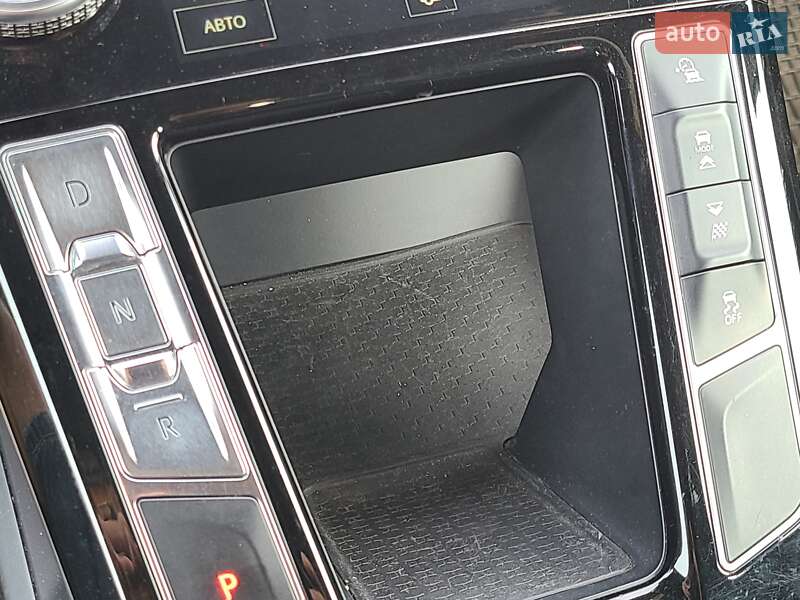 Позашляховик / Кросовер Jaguar I-Pace 2018 в Львові фото 18 Позашляховик / Кросовер Jaguar I-Pace 2018 в Львові