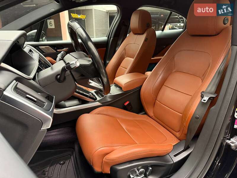 Внедорожник / Кроссовер Jaguar I-Pace 2019 в Киеве фото 12 Внедорожник / Кроссовер Jaguar I-Pace 2019 в Киеве