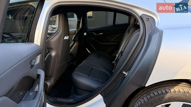 Позашляховик / Кросовер Jaguar I-Pace 2019 в Львові фото 17 Позашляховик / Кросовер Jaguar I-Pace 2019 в Львові