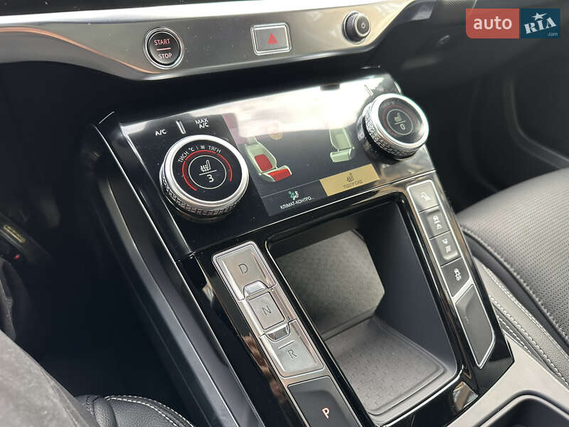 Внедорожник / Кроссовер Jaguar I-Pace 2021 в Киеве