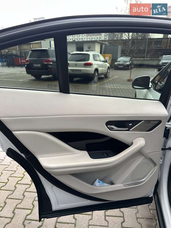Внедорожник / Кроссовер Jaguar I-Pace 2018 в Киеве фото 22 Внедорожник / Кроссовер Jaguar I-Pace 2018 в Киеве