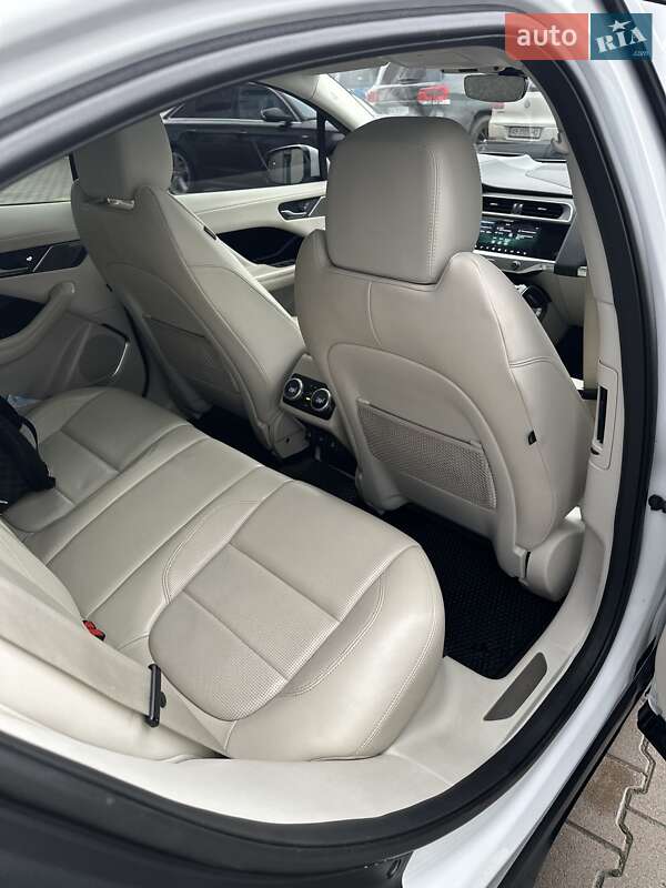 Внедорожник / Кроссовер Jaguar I-Pace 2018 в Киеве фото 30 Внедорожник / Кроссовер Jaguar I-Pace 2018 в Киеве